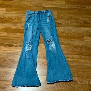Almost Famous flair jeans size 3 worn once